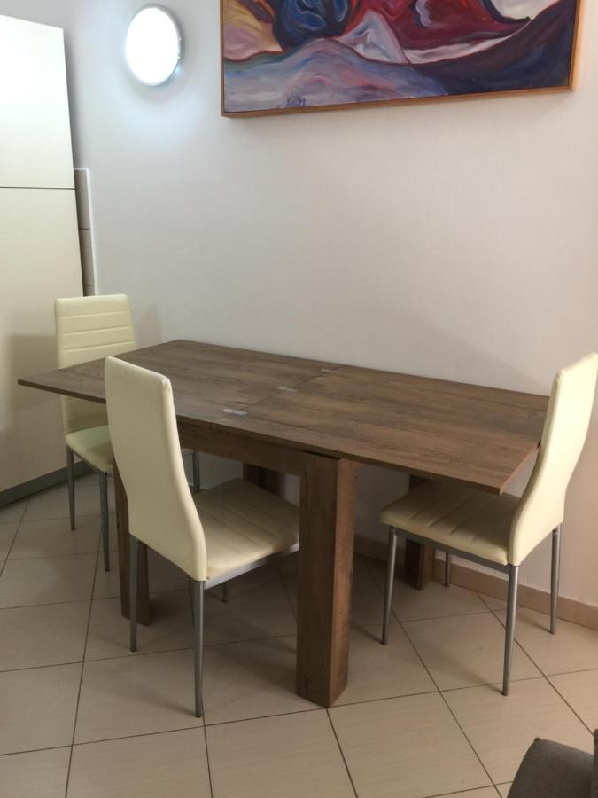 Apartma Izola Bagian luar foto